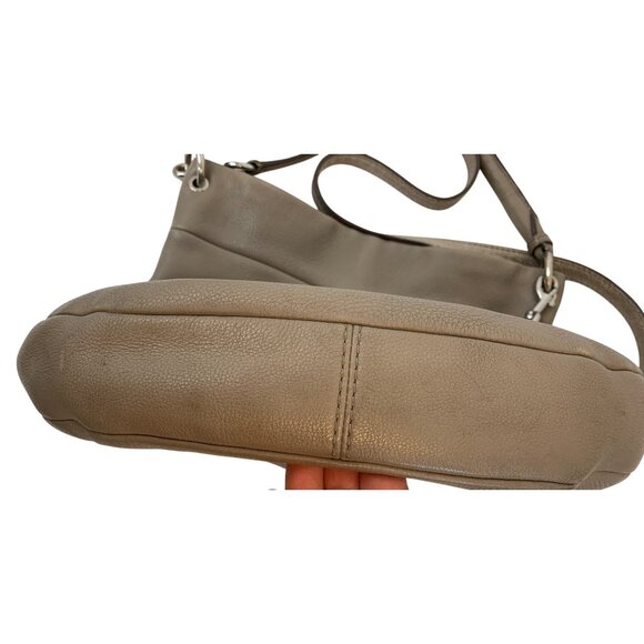 Marc Jacobs NY 14" x 13" Gray Leather Hobo Bag With Dual Strap 10002 GUC - Picture 6 of 16